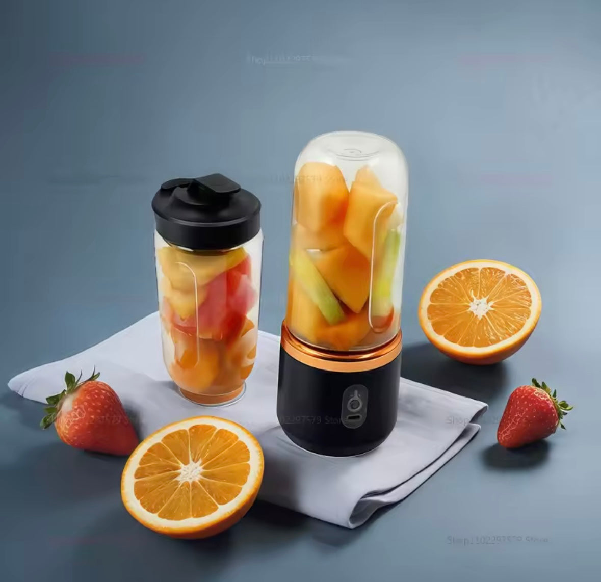 Portable 2-Cup Fruit Juicer Blender mini Ice Crusher